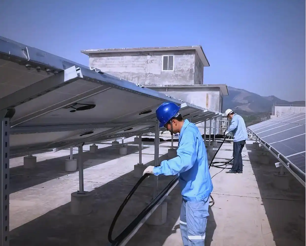 户用光伏安装 Residential PV installation